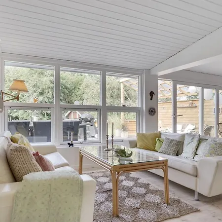 Feriehus Jaana - 780m To The Fjord By Interhome