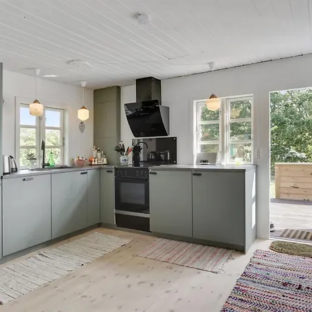 Jaana - 780m To The Fjord By Interhome Feriehus *